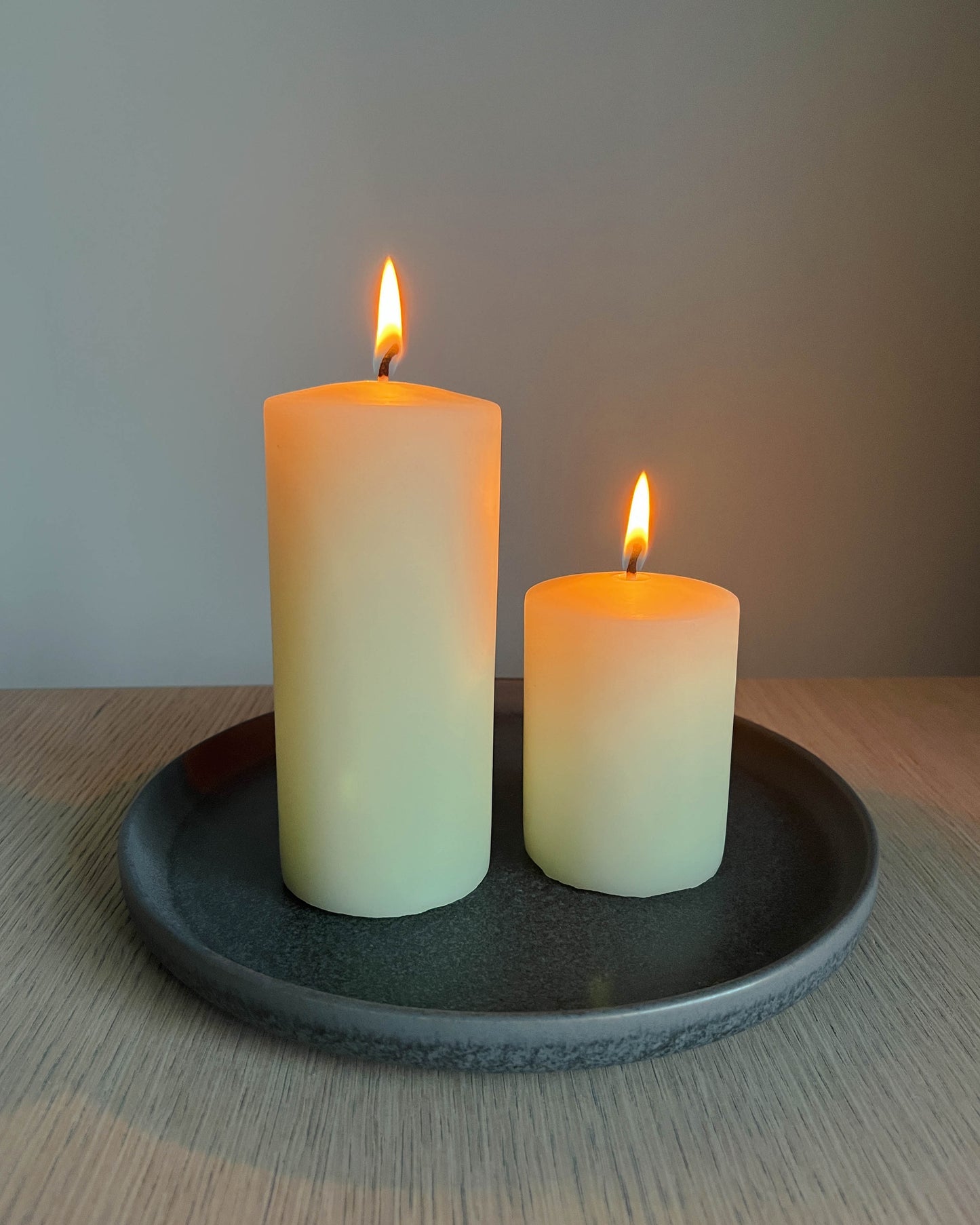 Beeswax Smooth Pillar Set