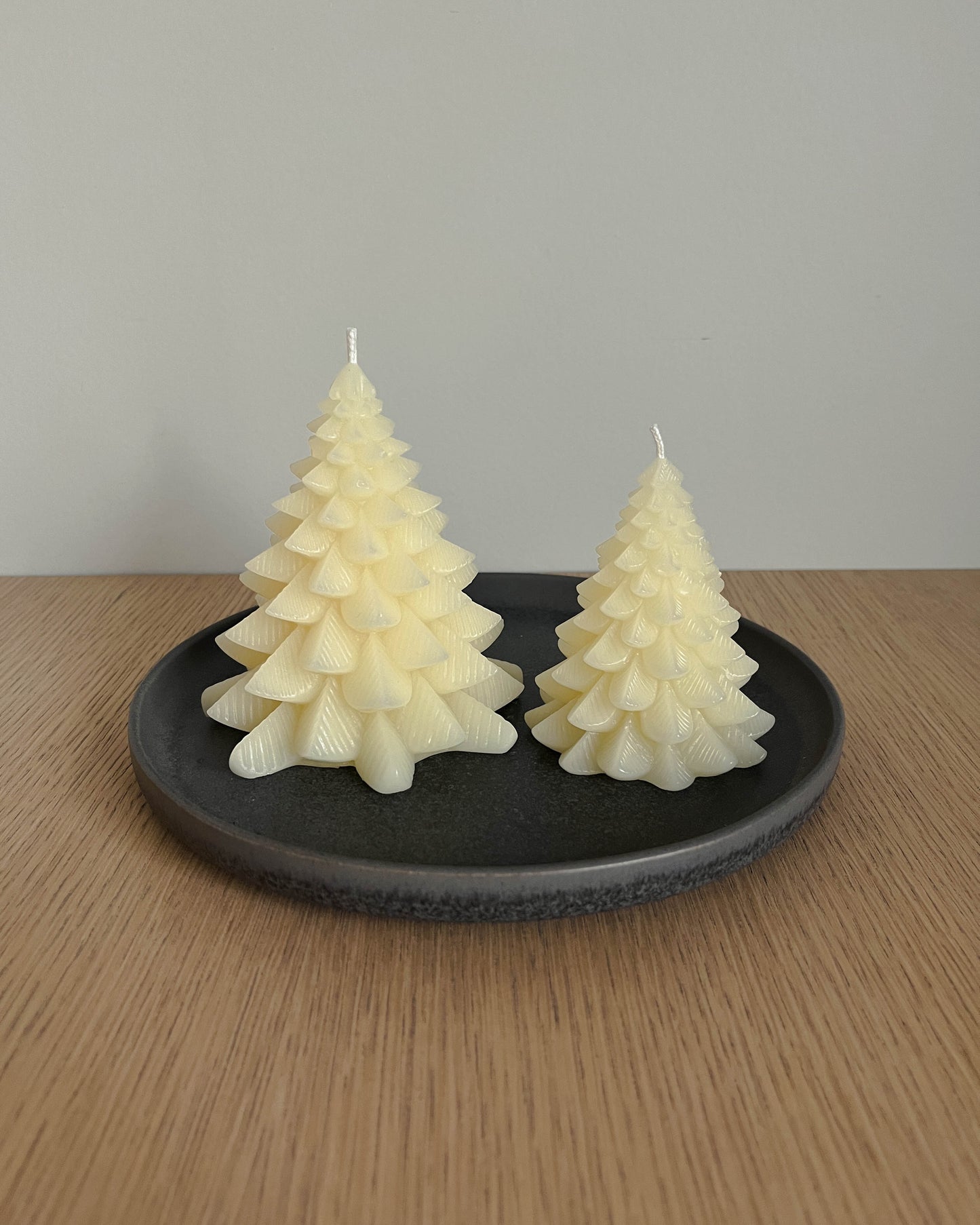 Beeswax Modern Christmas Tree Set