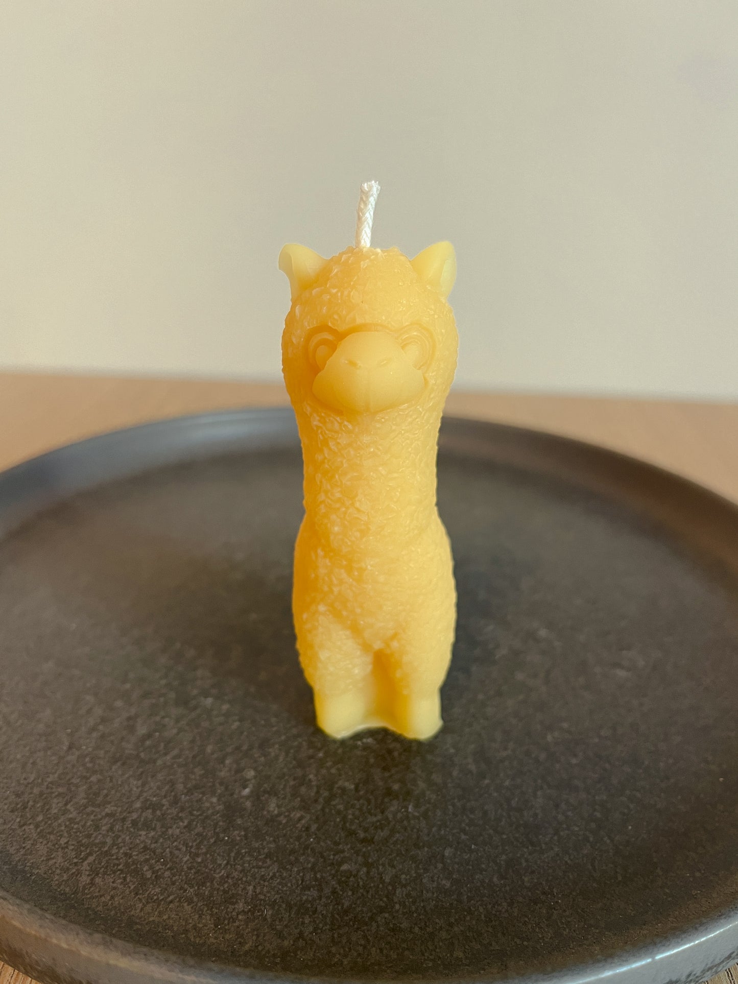 Beeswax Alpaca Candle