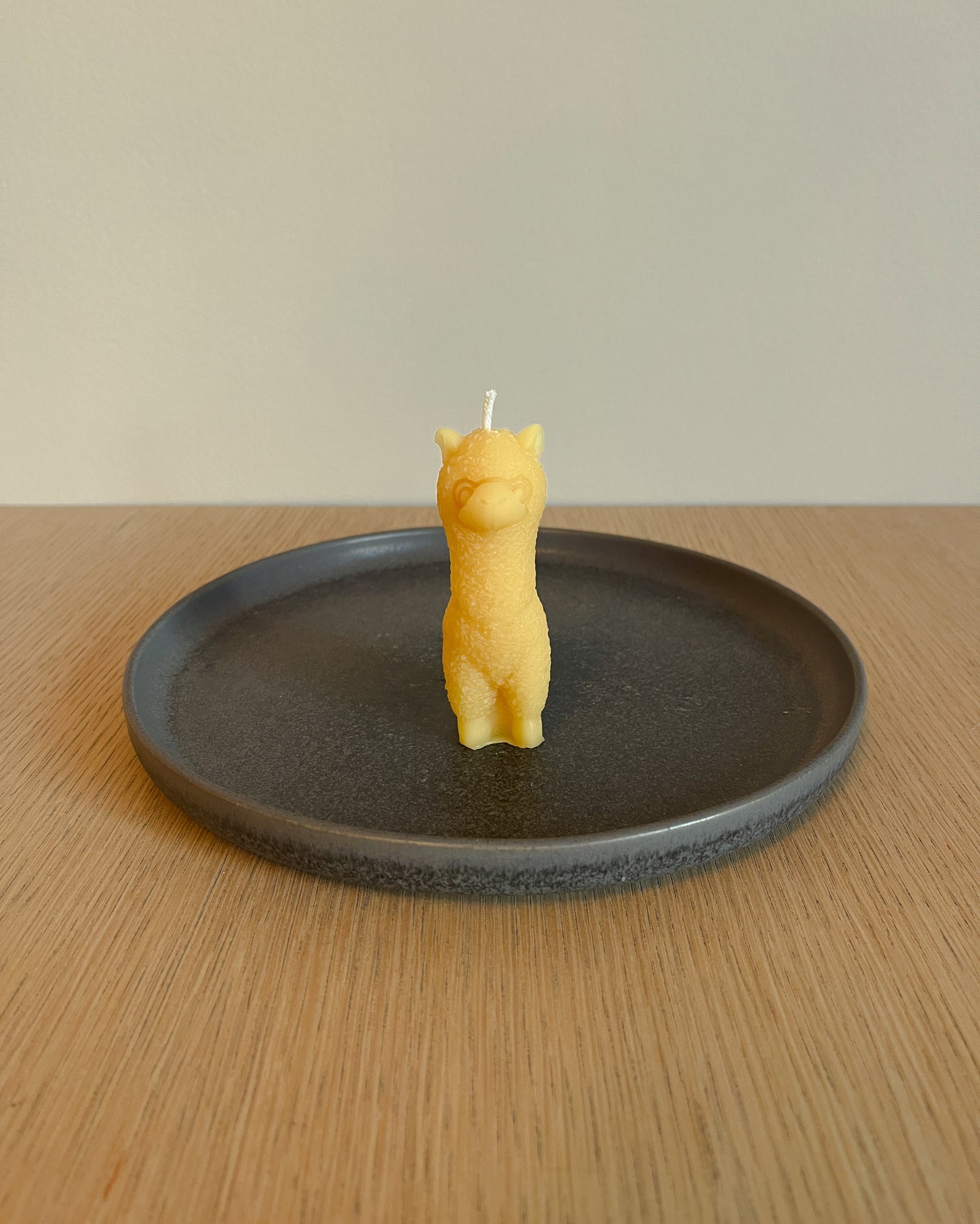 Beeswax Alpaca Candle