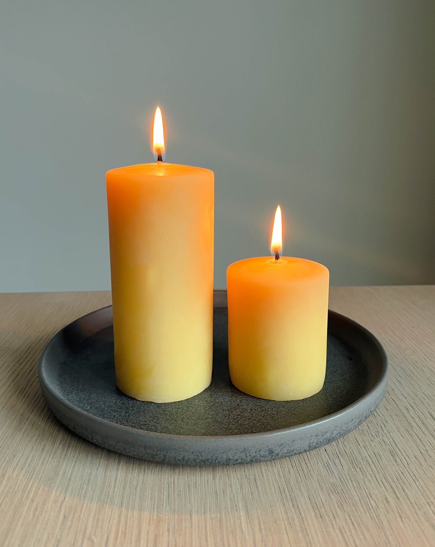 Beeswax Smooth Pillar Set